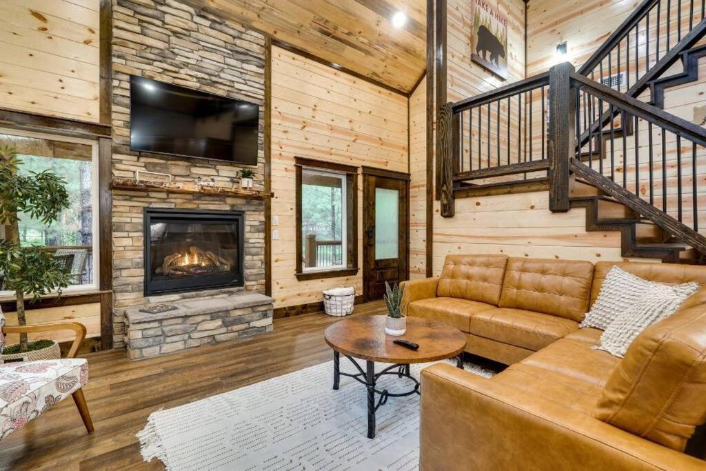 Piney Acres Villa Broken Bow Exterior photo